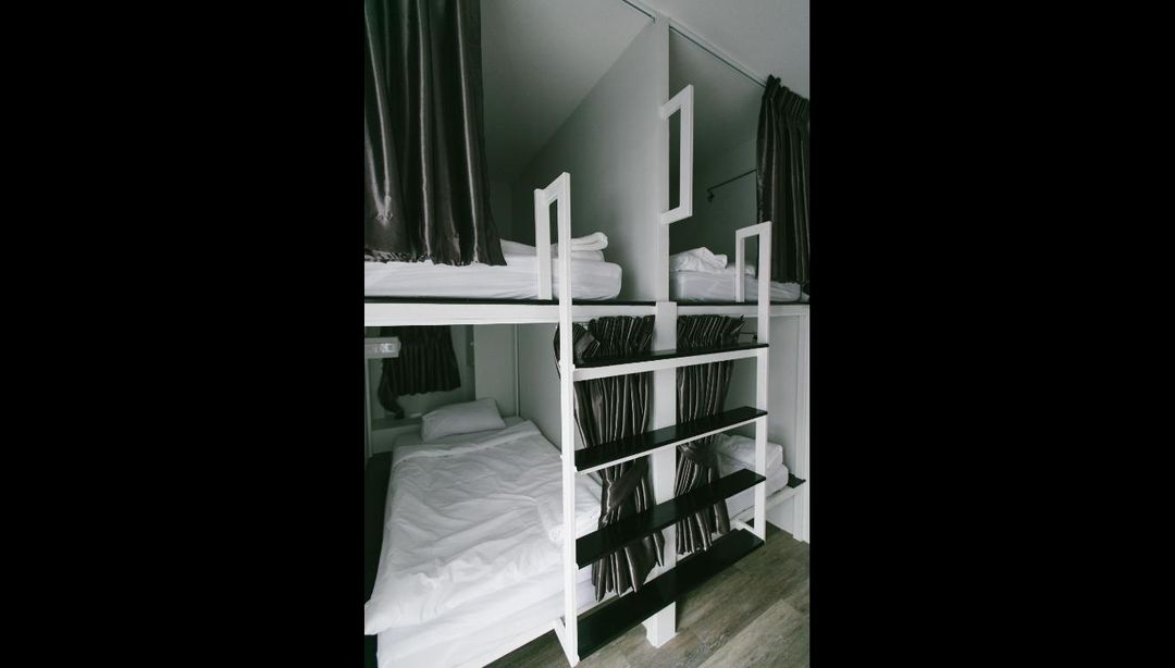 Diff Hostel