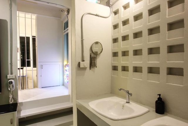 迪夫旅舍（Diff Hostel）-6人混合背包客房-5