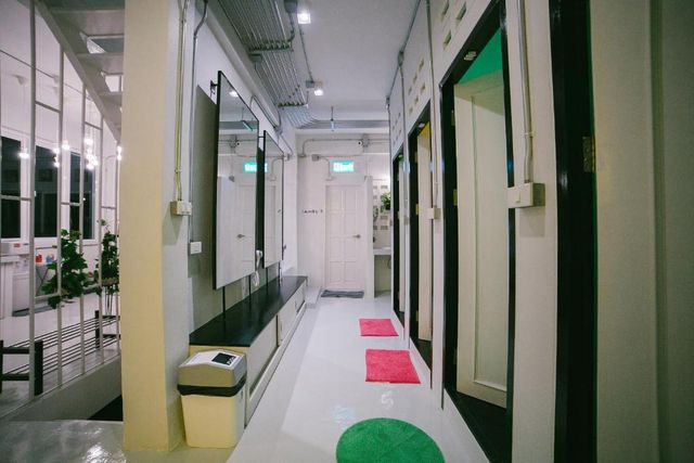 迪夫旅舍（Diff Hostel）-6人混合背包客房-8