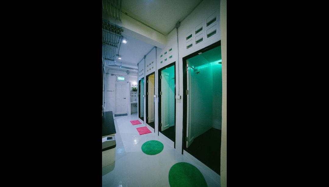 Diff Hostel