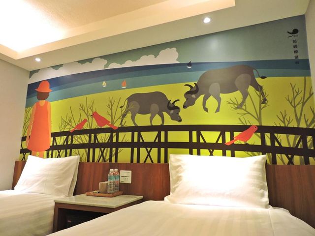 Meci Hotel-Mountain View Twin Room-4