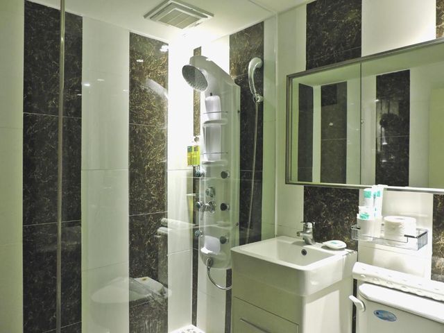 Meci Hotel-Mountain View Twin Room-6