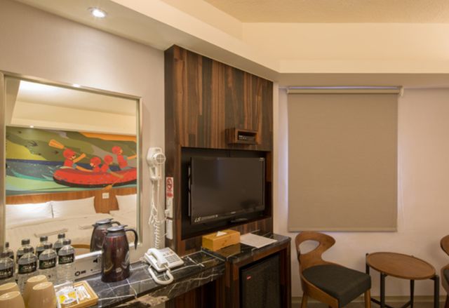 Meci Hotel-Slow Quadruple Room-3