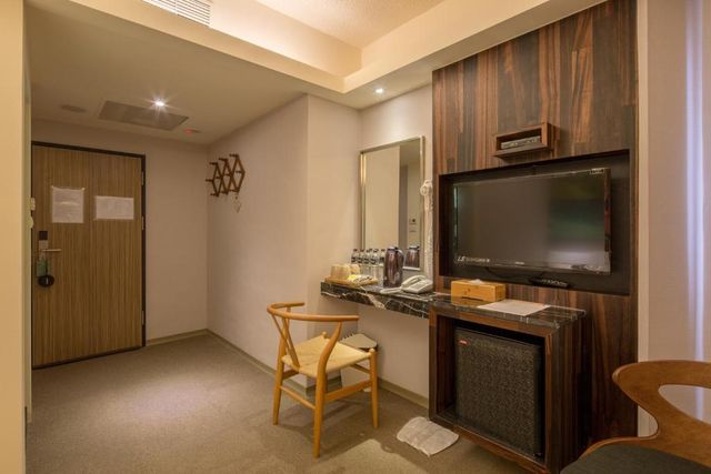 Meci Hotel-Slow Quadruple Room-5