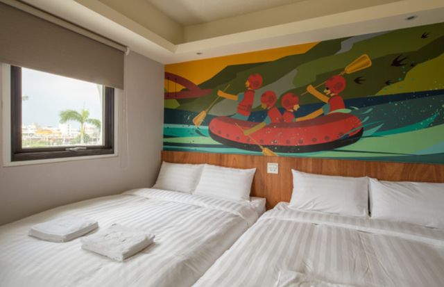 Meci Hotel-Slow Quadruple Room-2