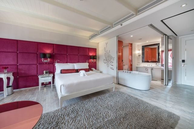 Hua Chang Heritage Hotel - SHA Extra Plus-Premier Deluxe Room（Included Breakfast）-1