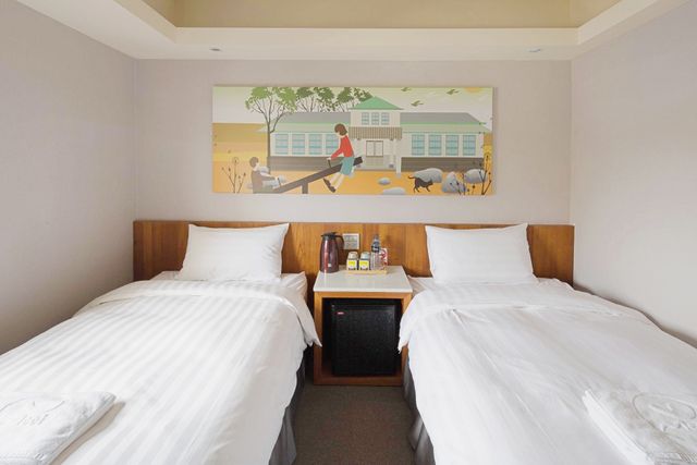 Meci Hotel-Room Selected at Check-In-1