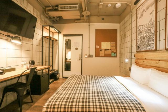 Hotel Papa Whale｜緊鄰西門町、連住優惠-典雅雙人房（含早餐）-2