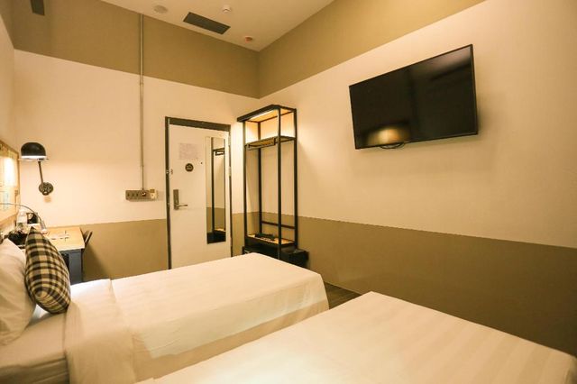 Hotel Papa Whale｜緊鄰西門町、連住優惠-精緻雙床房（含早餐）-2