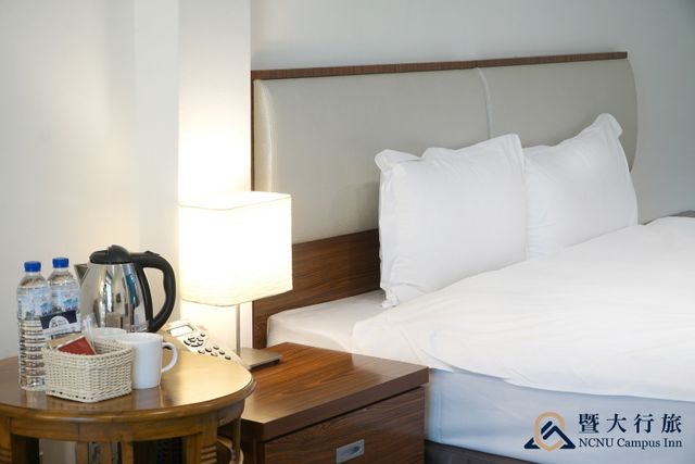 暨大行旅-標準雙人房-2