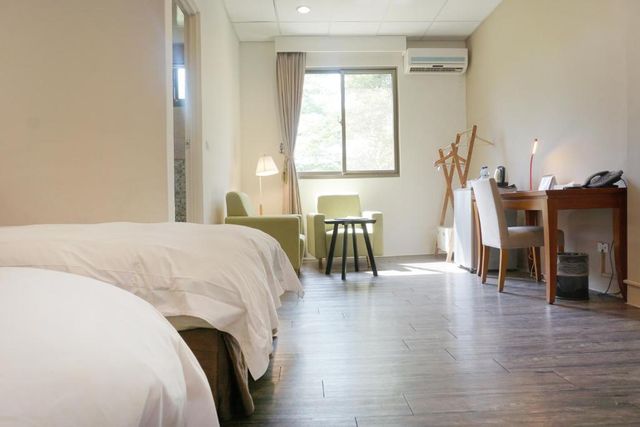 暨大行旅-標準雙床房-4