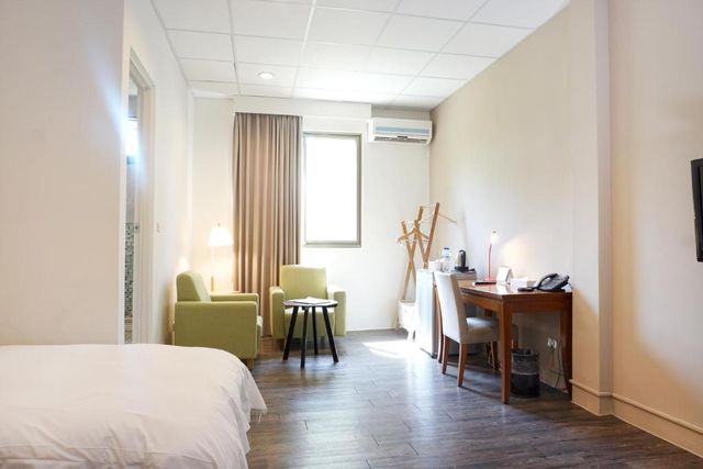 暨大行旅-標準雙床房-5