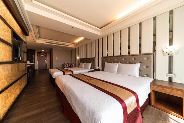 Fish Hotel Taitung-Deluxe Quadruple Room-1