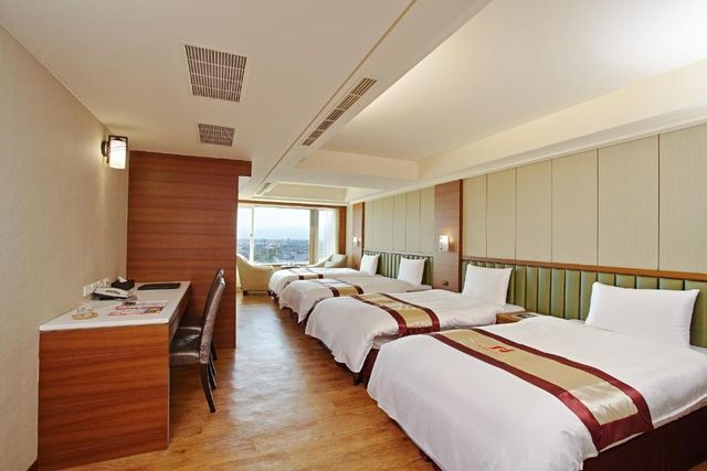 Fish Hotel Taitung-Family Room-1
