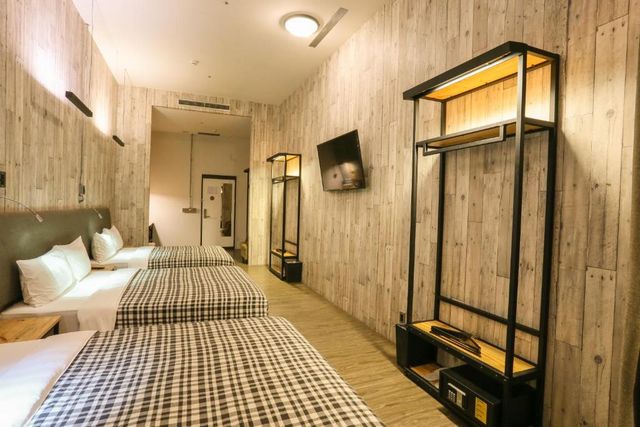 Hotel Papa Whale｜緊鄰西門町、連住優惠-豪華六人房 - 無景觀（不含早餐）-2