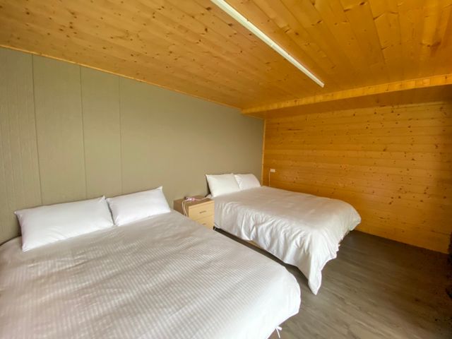 The best yurt accommodation in the stream-Cingjing-Yard in the middle of the building-5