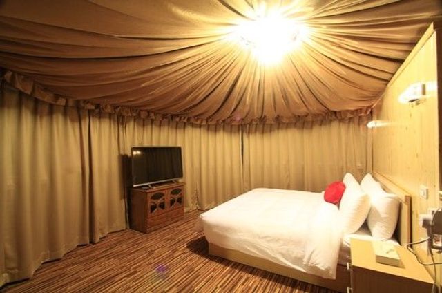 The best yurt accommodation in the stream-Cingjing-Large yurt (4 persons, queen size bed and 1 double sofa bed)-3