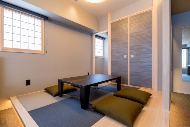 You can watch a TV and have a breakfast here with friends or family.