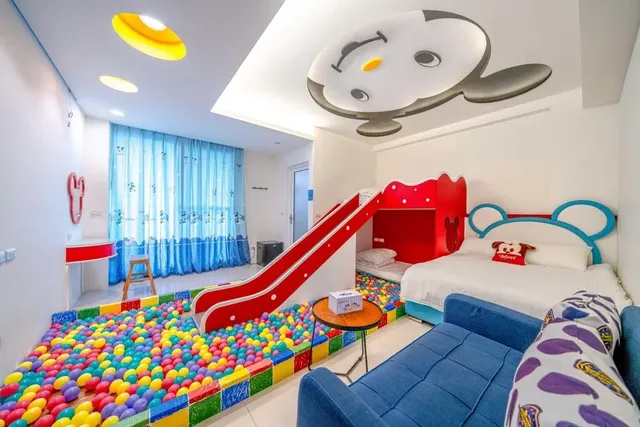 Myahome-201 Mickey Family Suite for 4-1