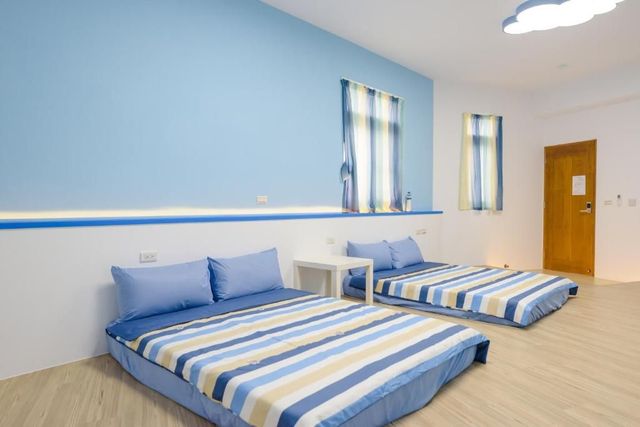 Penghu Gold Coast Homestay-Standard Quadruple Room-1