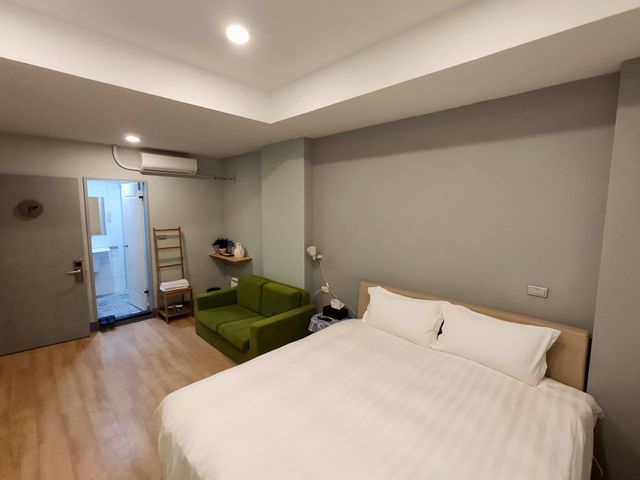 Mhouseホテル-230 sofa double room-2