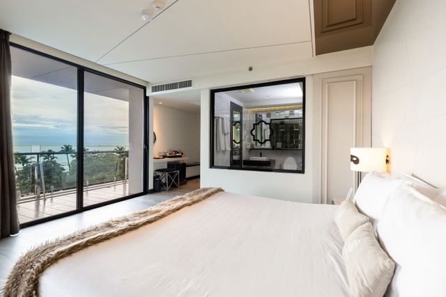 芭達雅梅拉馬爾飯店 (Mera Mare Pattaya SHA Extra Plus)-豪華海景轉角房 (不含早餐) (Deluxe Sea View Corner (Room Only))-8