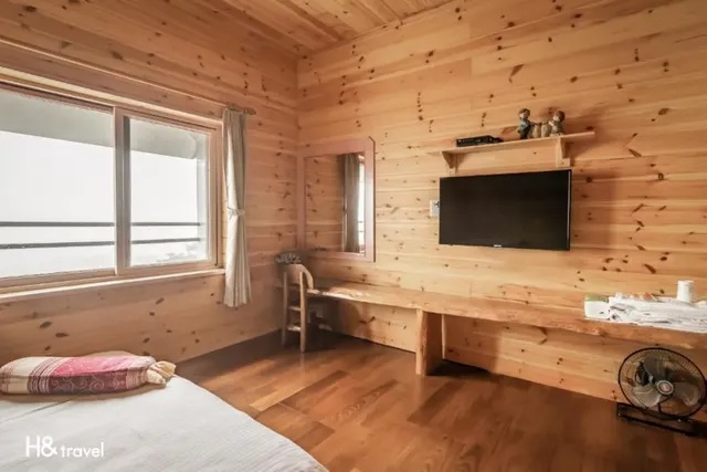 Seeking-Alishan Sunrise-Double Room with Mountain View-8