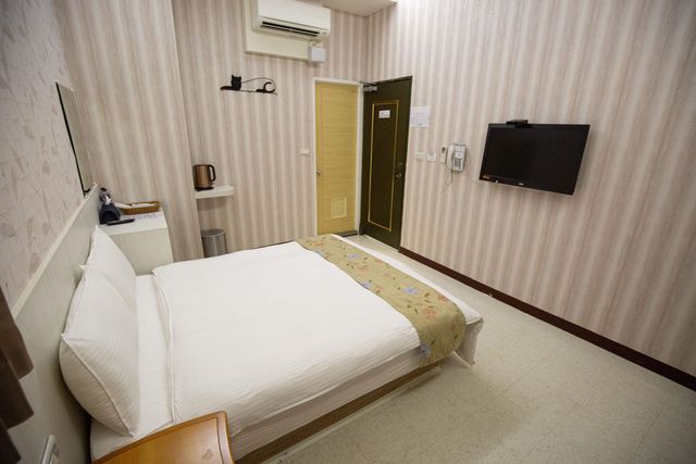 Jiajia Business Hotel-Classic Double Suite-6