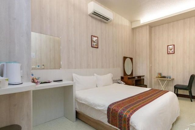 Jiajia Business Hotel-Classic Double Suite-1