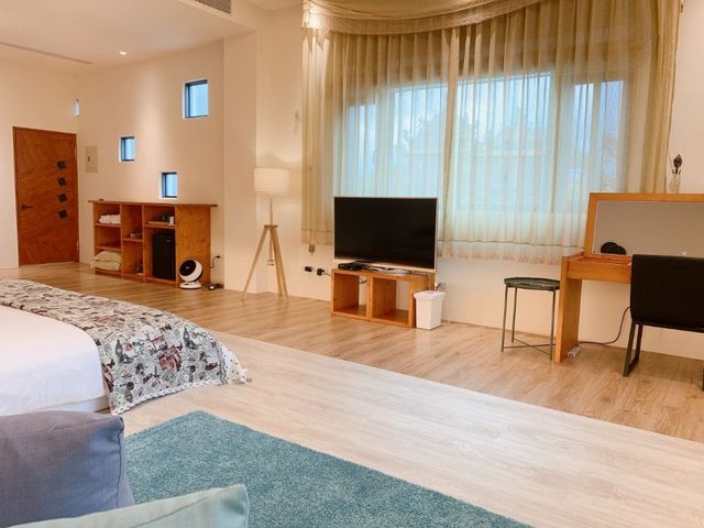 綠光行館-花園景A挑高特大雙人床房◍◍最早入住時間 : 16:00開始，最晚入住時間 : 20:00結束。-10
