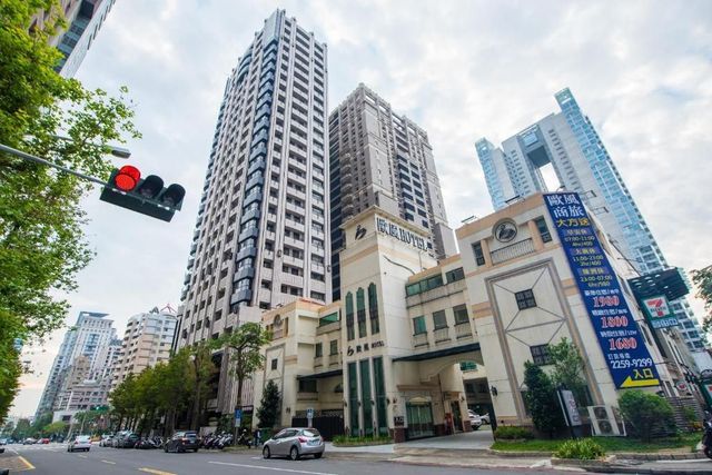 台中歐風商旅-商務三人房三單床(有餐)-6