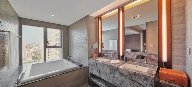 Silks Place Tainan-Junior Family Suite ll Room Only l 4 pax-4