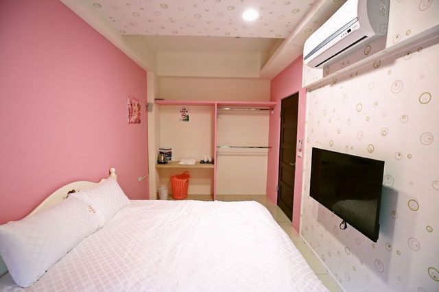 Toyota Hall-Pink Lady Standard Double Room-4