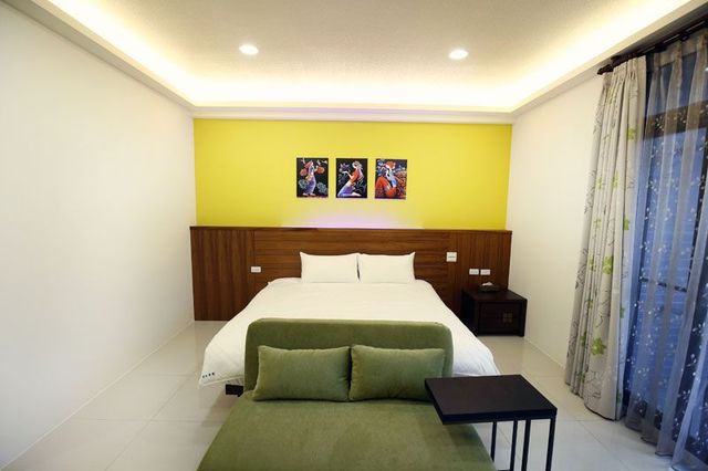 Toyota Hall-Romantic Big Bed Room for 3 People-2