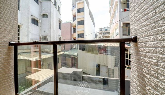 安康居｜鄰近孔廟商圈、設有舒適浴缸房型-雙床房(上下鋪)-6