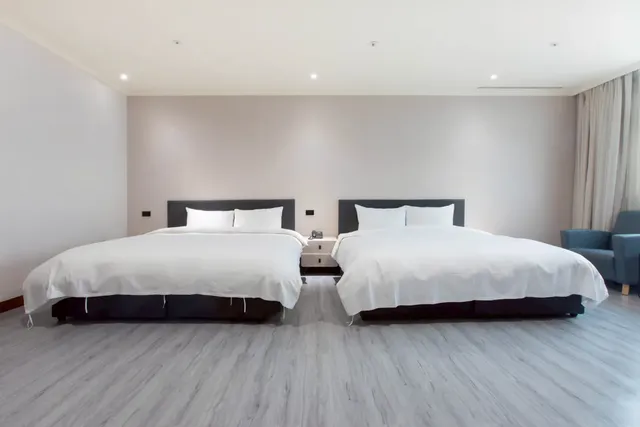 Xinshe Hotel｜Zhongli Branch-Quadruple room with City View-3