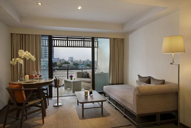 曼谷里瓦蘇里亞酒店 (Riva Surya Bangkok - SHA Extra Plus)-河景高級雙人或雙床間 - 帶陽台 (不附早餐) (Premium Riva Room -room only)-1