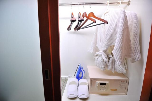 42 그랜드 레지던스-1베드룸 디럭스 스위트(룸 온리)-6