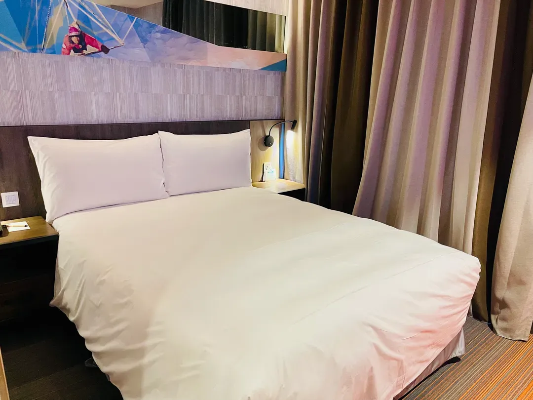 T11 T12麗寶賽車主題旅店