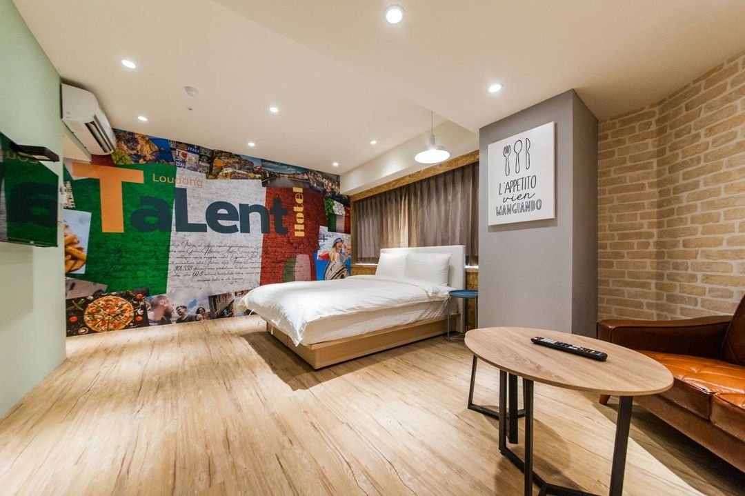 Luodong-NightMarket TaLent Hotel