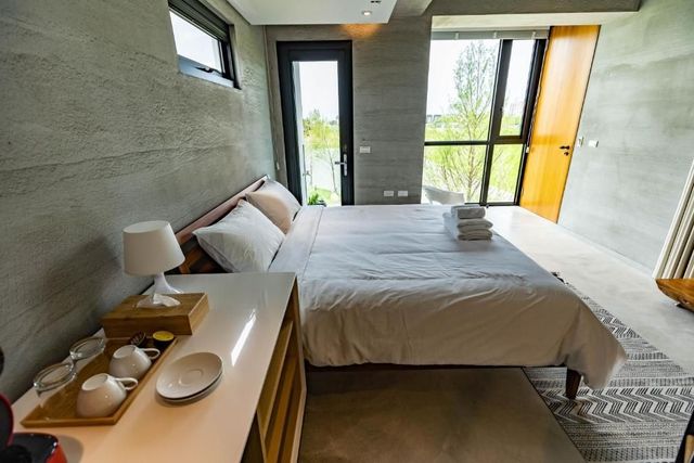 Naturally Homestay-Queen Size Bed Room-3