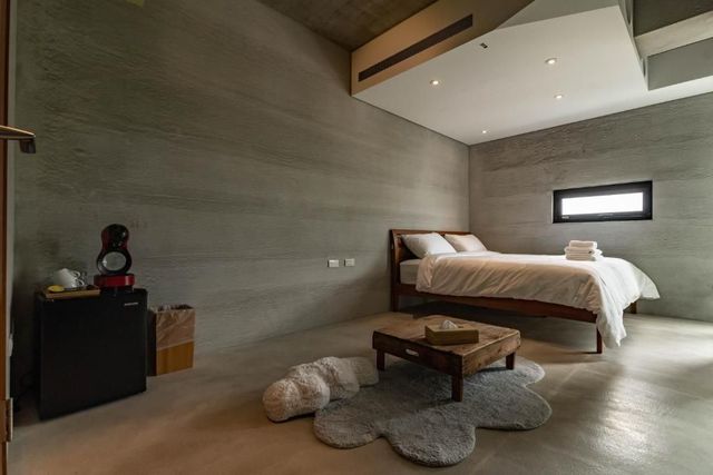 Naturally Homestay-Queen Size Bed Room-5