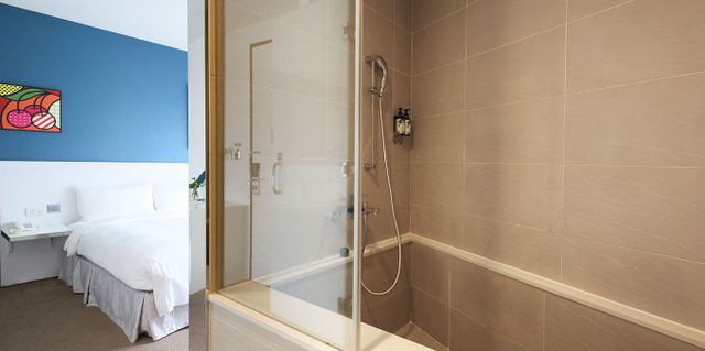 CityInn Hotel Plus Ximending Branch-Deluxe Room with Street View-6