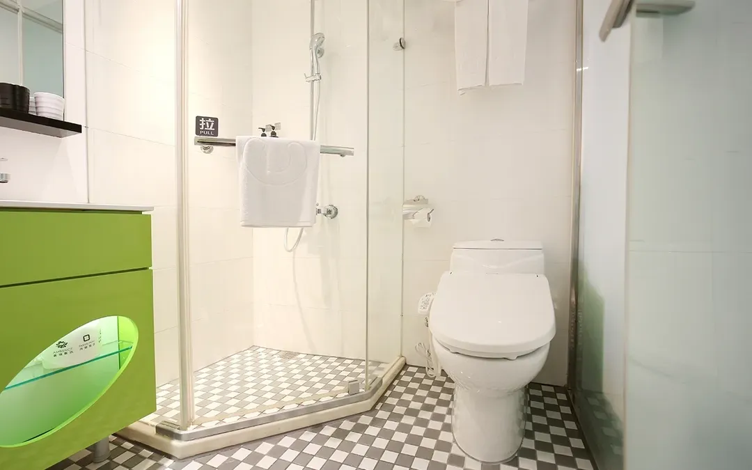 新驿旅店台中车站店