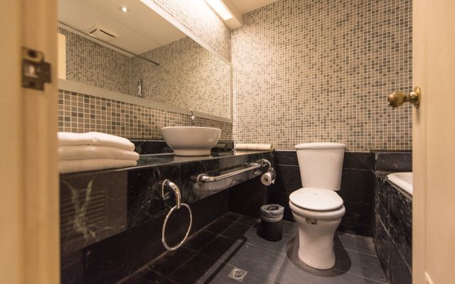 台中歐風商旅-商務四人房兩大床(有餐)-3