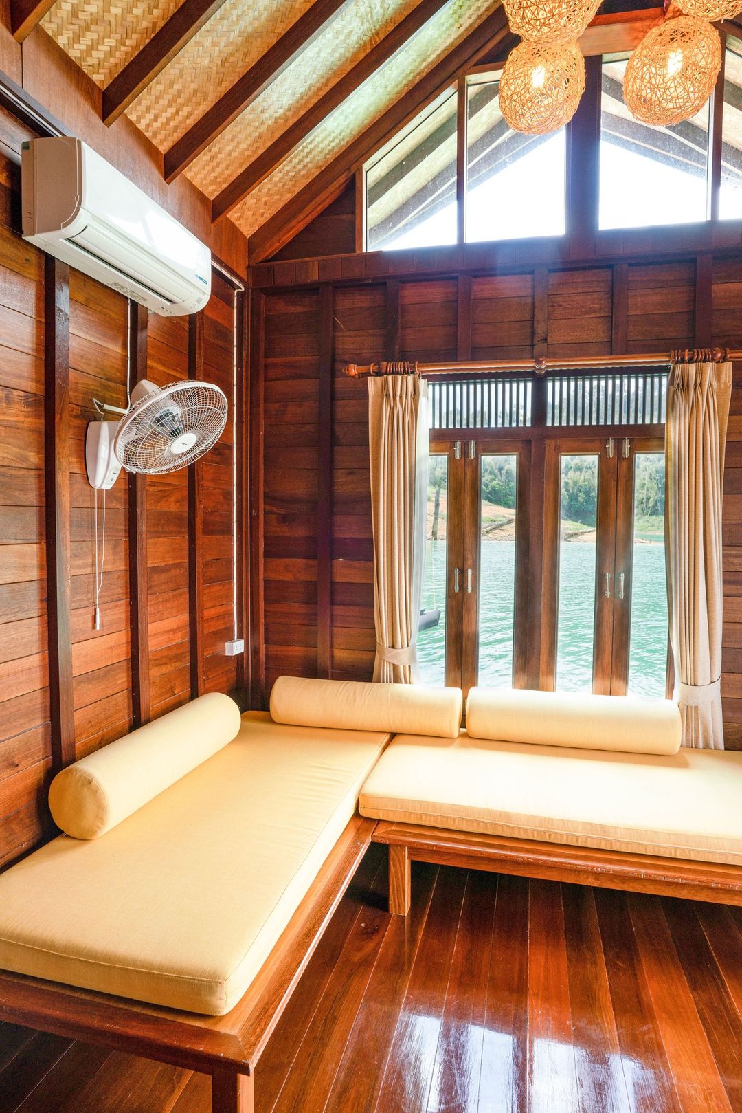 500 Rai Floating Resort