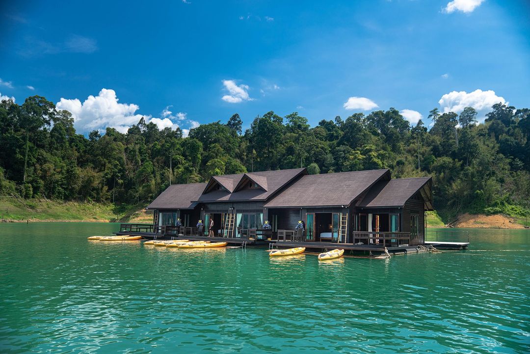 500 Rai Floating Resort