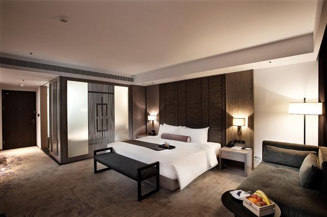 Yangyuemeidi Resort-Deluxe Room ll Breakfast included (DLX1K)-1