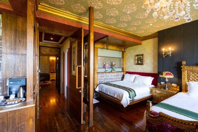 XinYuan-Family Room-2