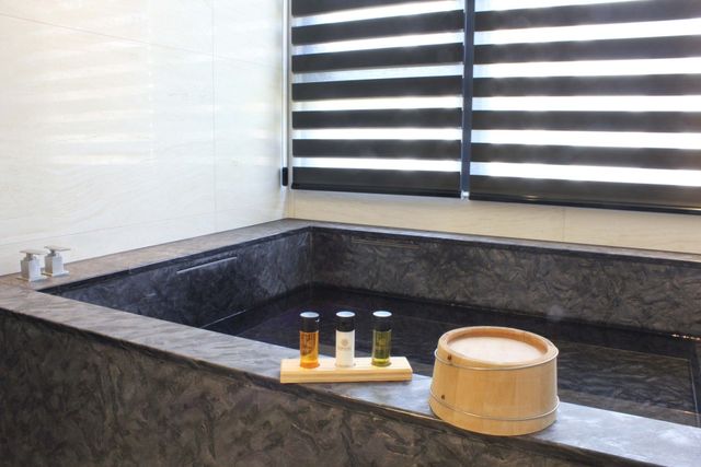 Gemalan FL Spring Hotel-Classic Double Room-5